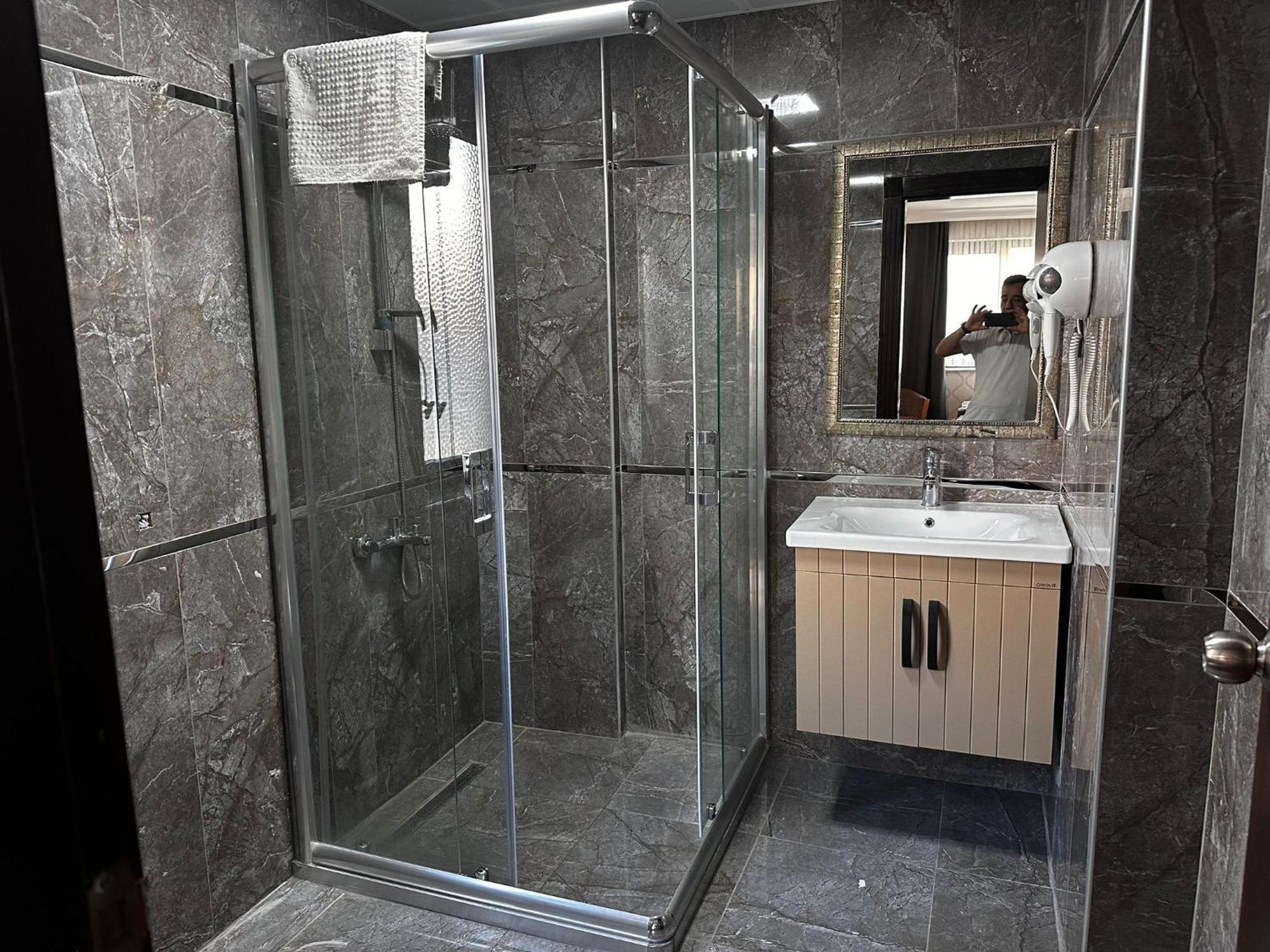 Baskent Otel 3*